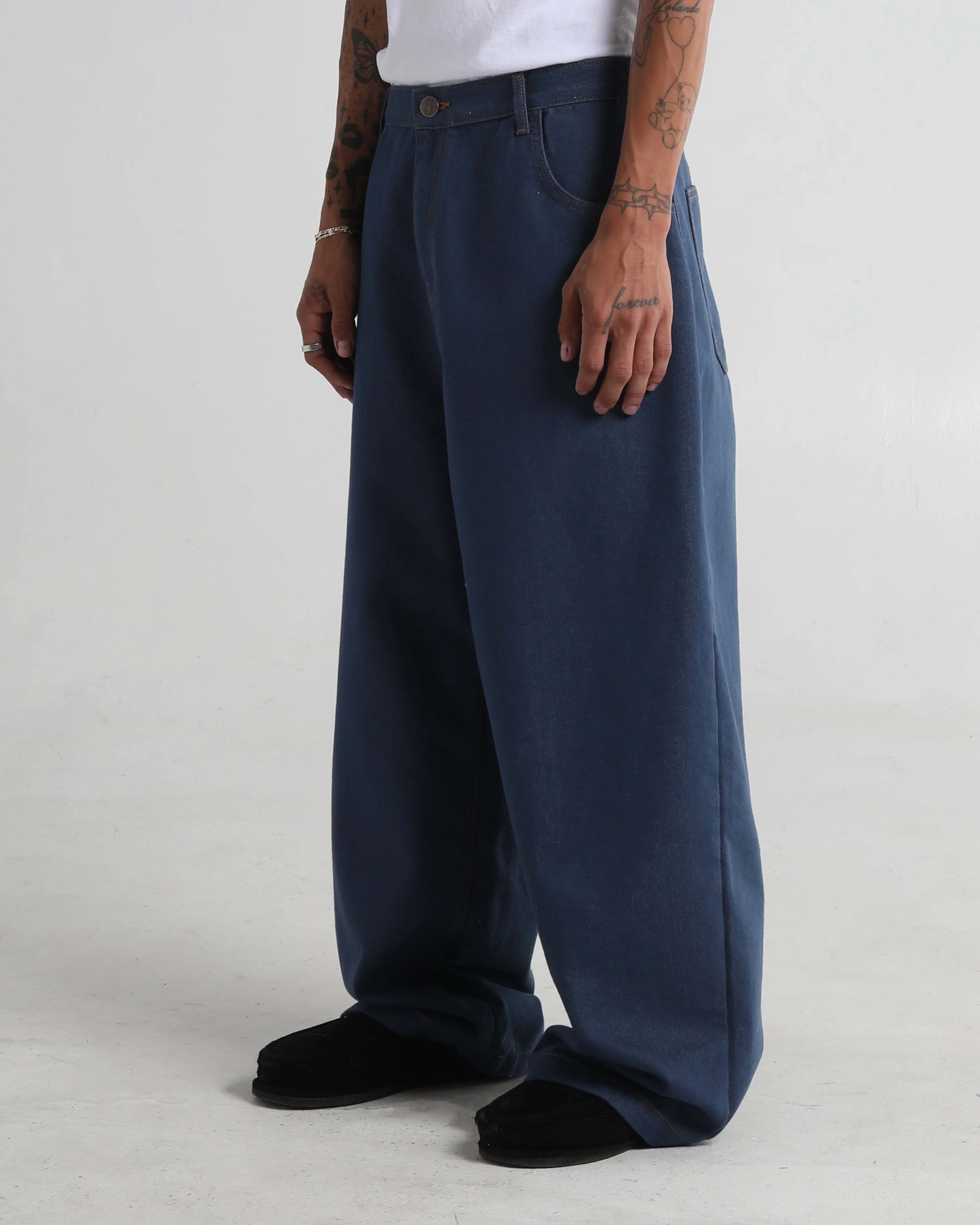 Balloon Denim - Image 17