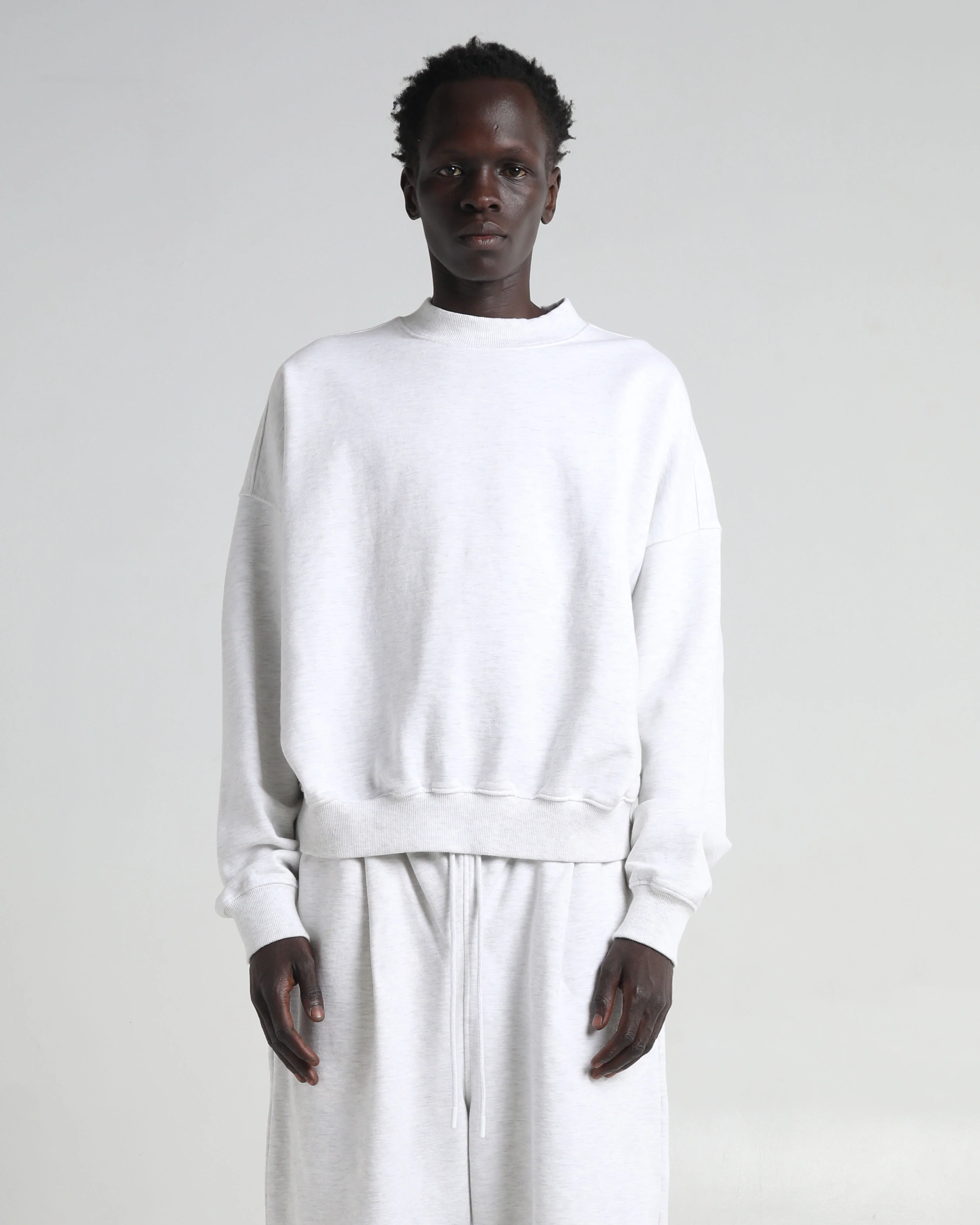 Cropped Crewneck - Image 10