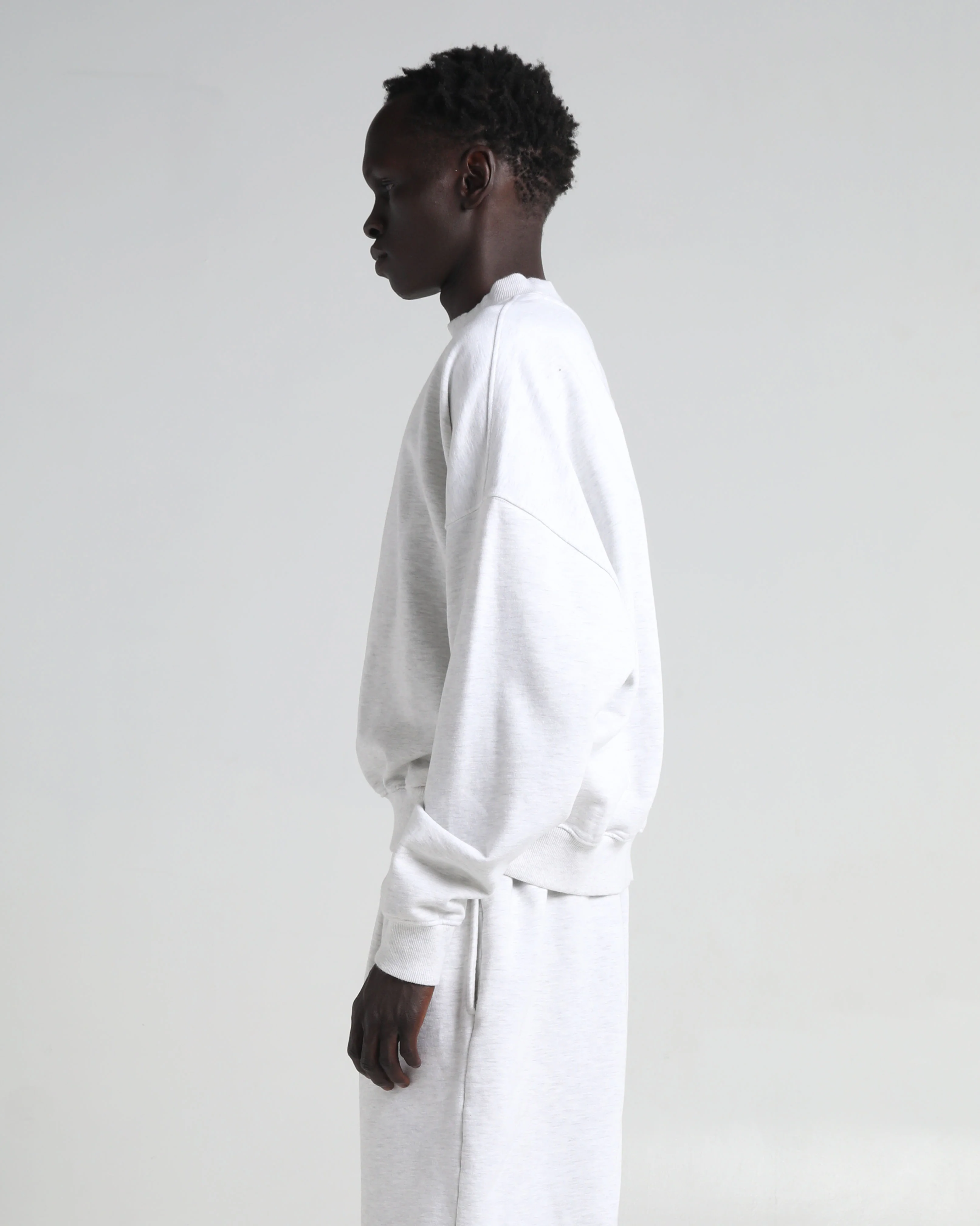 Cropped Crewneck - Image 12