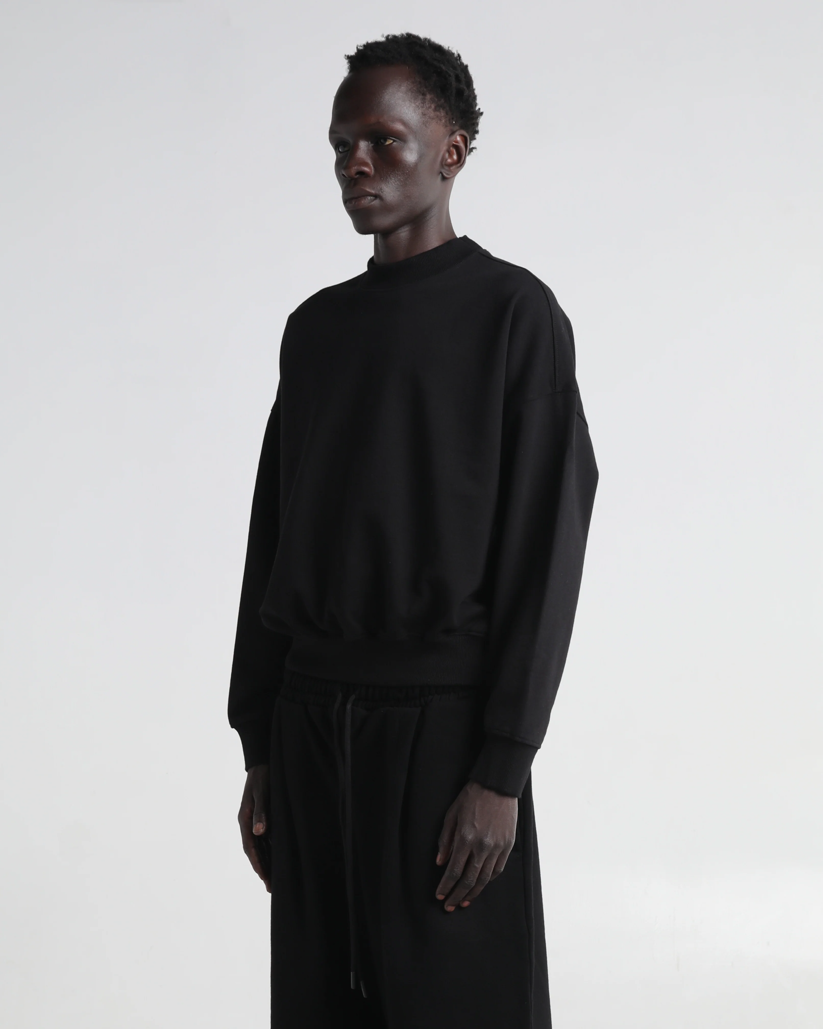 Cropped Crewneck - Image 5