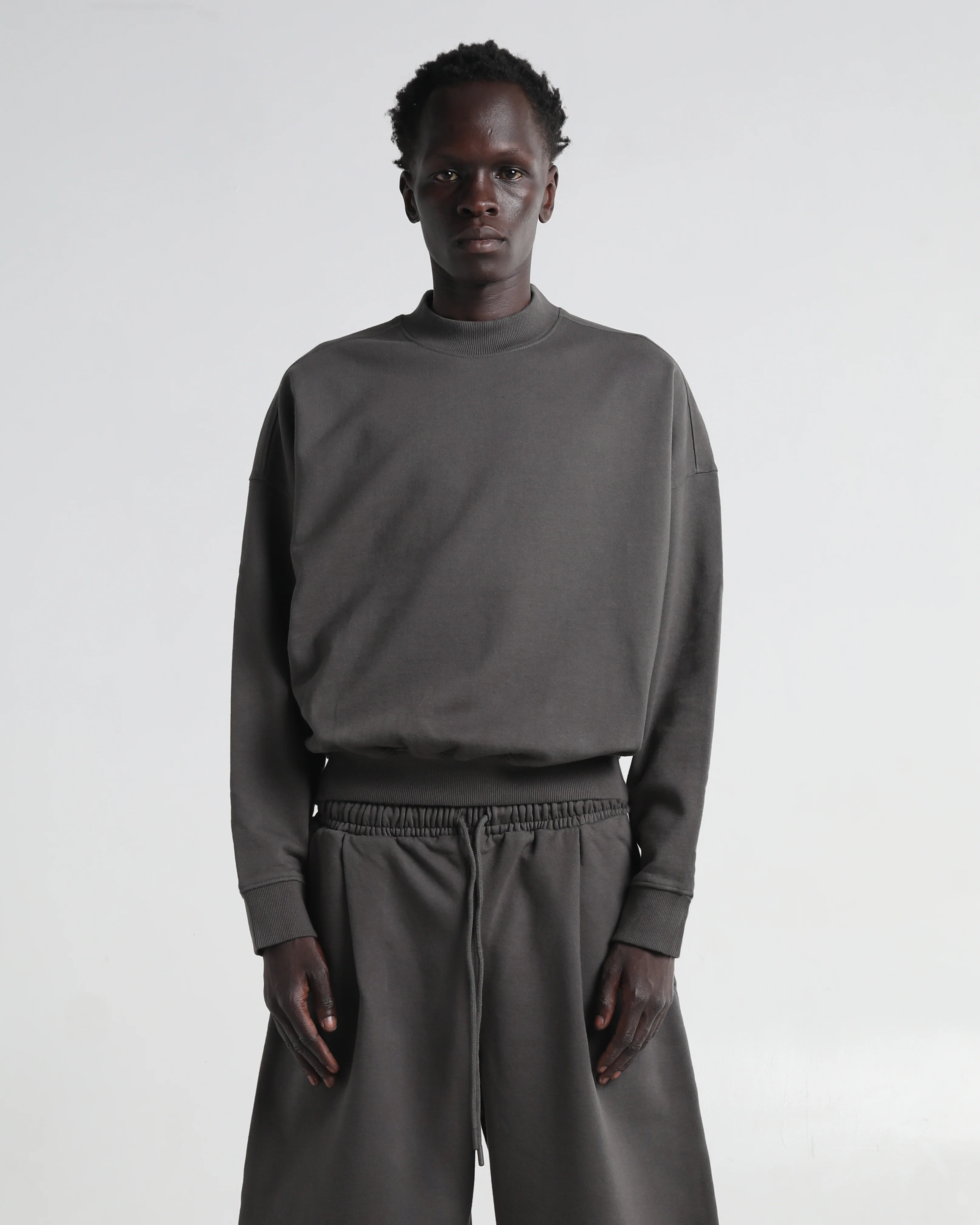 Cropped Crewneck - Image 6