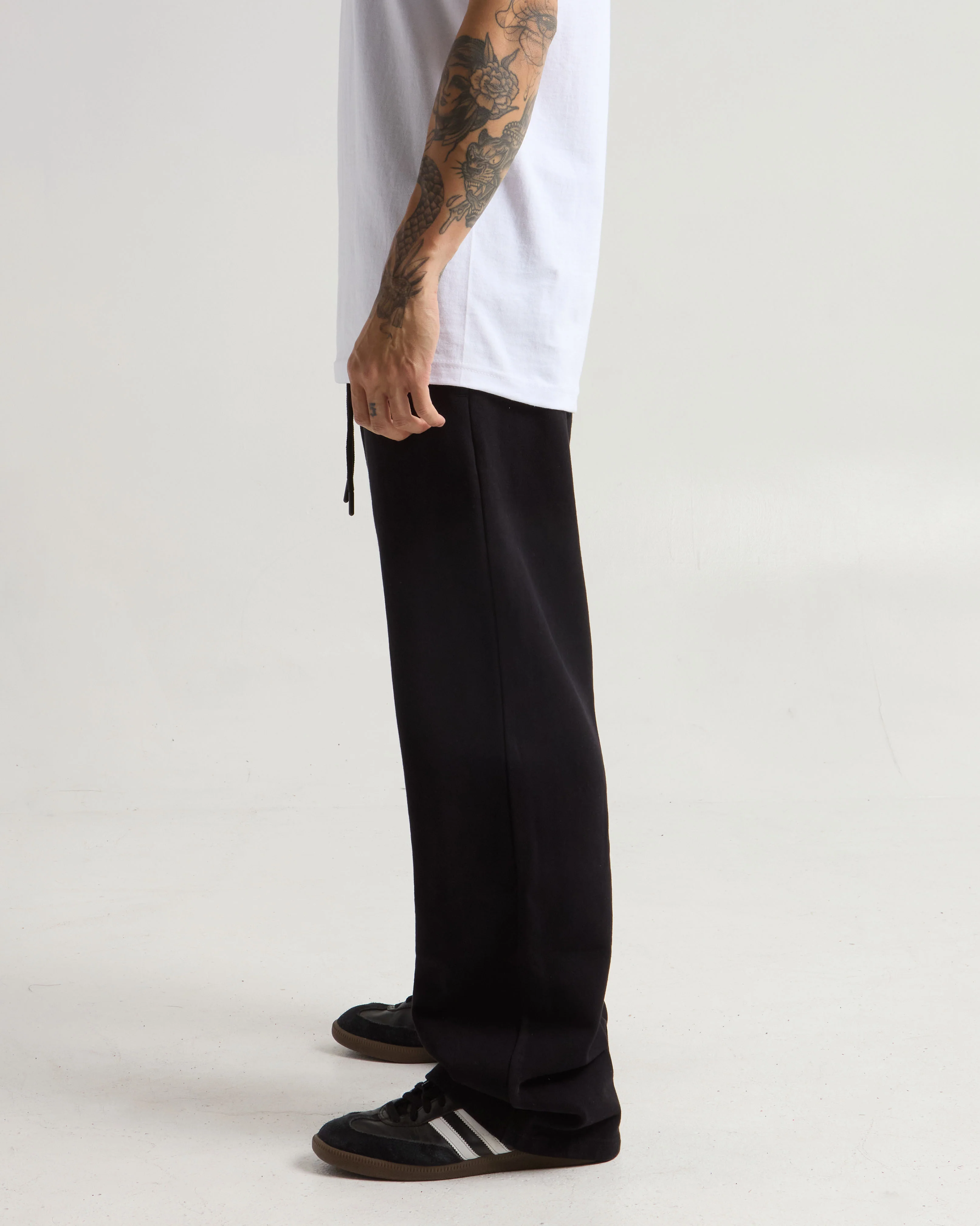 Los Angeles 13.5oz Heavyweight Garment Dye Baggy Sweatpants - Image 3